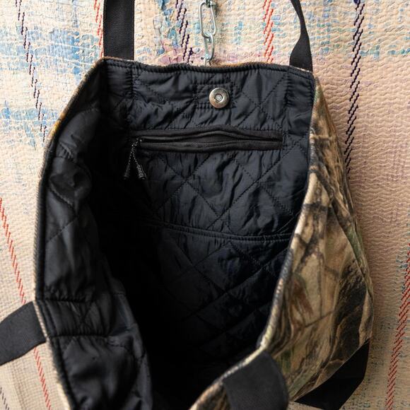 Upcycled handmade carhartt x realtree tote bag - Picture 7 of 7